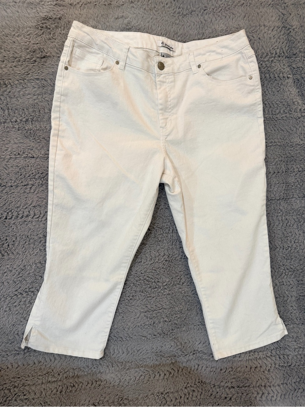 d. jeans White Ankle Crop Jeans